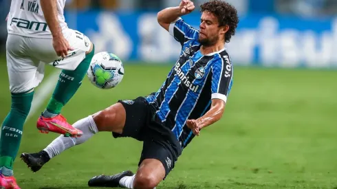 Lateral pode parar no banco de reservas – Foto: Lucas Uebel/Flickr Oficial do Grêmio/Divulgação.
