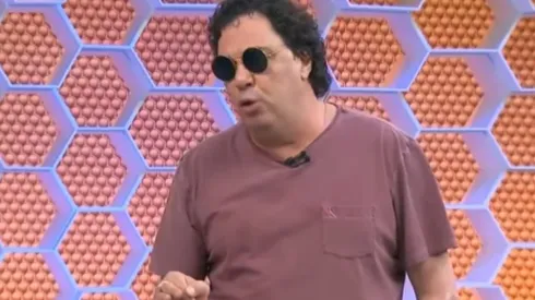 Em meio ao pico da pandemia da Covid-19 no Brasil, Casagrande defendeu nova paralisação do futebol