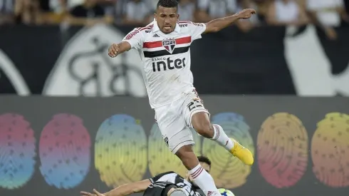 Joao Rojas no jogo Botafogo v Sao Paulo, pelo Brasileirão de 2018
