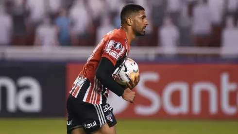 Sport está perto de fechar com Tréllez, do São Paulo