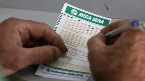 Mega Sena pode pagar até R$ 27 milhões ao vencedor do concurso 2361
