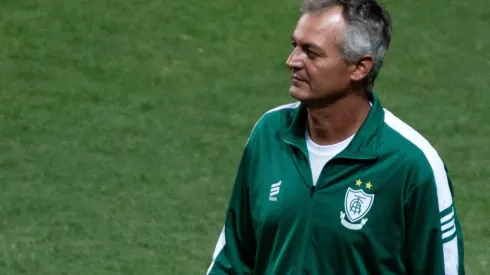 Lisca se envolveu em confusão durante Cruzeiro x América-MG