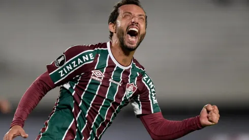 Nenê comemora o segundo gol da vitória parcial do Fluminense (Foto: Getty Images)
