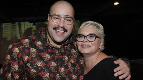 Cintia Abravanel, mãe de Tiago Abravanel manda indireta para Patrícia Abravanel após fala homofóbica. (Foto: Reprodução Instagram)
