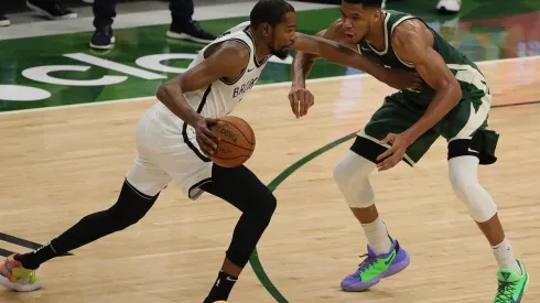 Milwaukee Bucks e Brooklyn Nets iniciam semifinal de conferência neste sábado