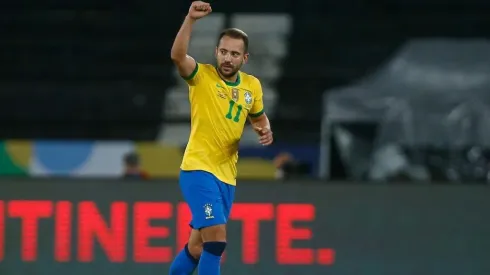 Everton Ribeiro entra no segundo tempo e marca o terceiro do Brasil na partida contra o Peru, pela Copa América. (Foto: Getty Images)
