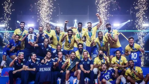 Brasil festeja título da Liga das Nações. (Foto: Divulgação)
