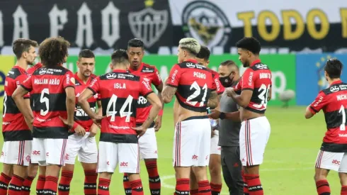 Vidente diz que avião do Flamengo irá cair se Gabigol estiver junto com a delegação. (Foto: Fernando Moreno/AGIF)
