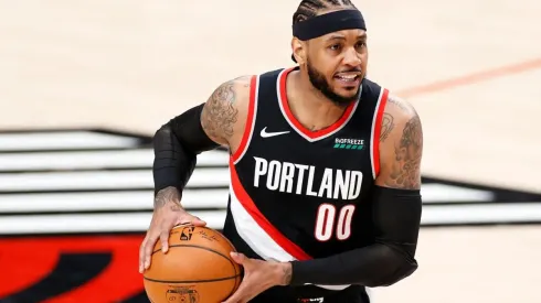 Carmelo Anthony com a camisa do Portland Trail Blazers (Getty Images)
