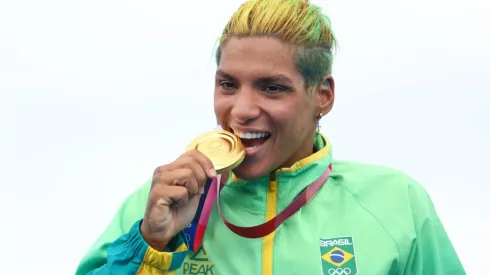 Ana Marcela foi a primeira mulher brasileira a conquistar o ouro na natação (Foto: Getty Images)
