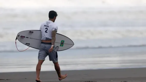 Por não ter se vacinado contra o coronavírus, Medina está fora da última etapa do Mundial de Surfe (Foto: Getty Images)
