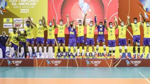 Brasil é campeão do Campeonato Sul-Americano, com Bruninho considerado o MVP do evento (Foto: Willliam Lucas/Inovafoto/CBV)
