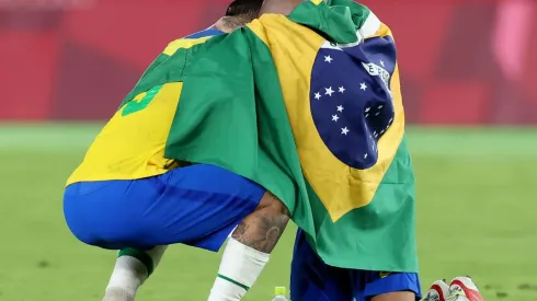 Daniel Alves usa “slogan” de Bolsonaro para celebrar dia da Independência do Brasil e gera conflitos de opiniões