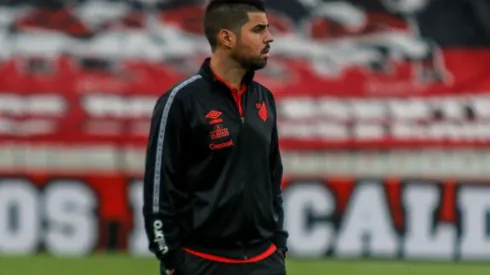 O treinador não concedeu entrevista a imprensa após a derrota | Crédito: Gabriel Machado/AGIF

