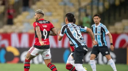 Grêmio quer acabar com a sequência sem vitórias diante do Flamengo. (Foto: AGIF)
