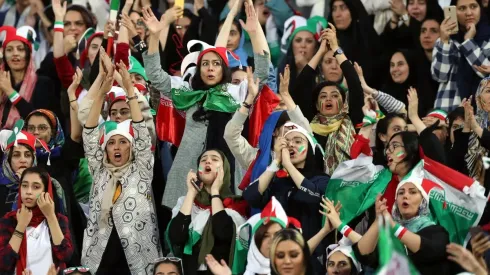 Os 4 mil ingressos disponibilizados para a partida entre o Irã e o Camboja foram esgotados em uma hora | Crédito: Getty Images
