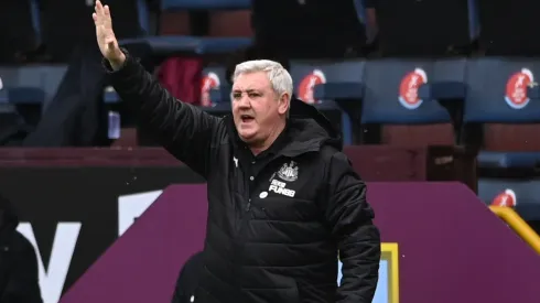 Steve Bruce, atual técnico do Newcastle, deve ser demitido (Foto: Getty Images)
