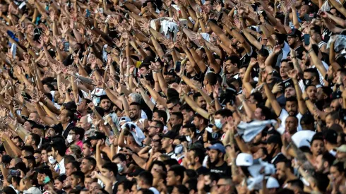 Castán comenta festa da torcida do Vasco (Foto: Thiago Ribeiro/AGIF)
