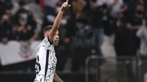 Gabriel Pereira, atacante do Corinthians (Foto: Ettore Chiereguini/AGIF)
