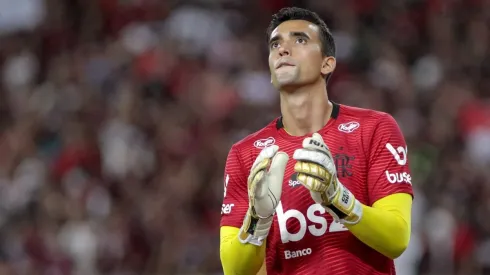 Foto: Bruno Baketa/AGIF – Goleiro César não deve ficar no Flamengo e abre caminho para o Cruzeiro de Luxemburgo
