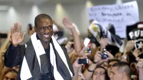 Seedorf queria mudar o hino do Botafogo, contou ex-colega de time
