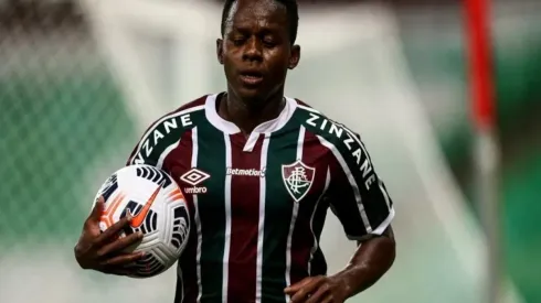 Lucas Merçon/FFC – Cazares, meia do Fluminense
