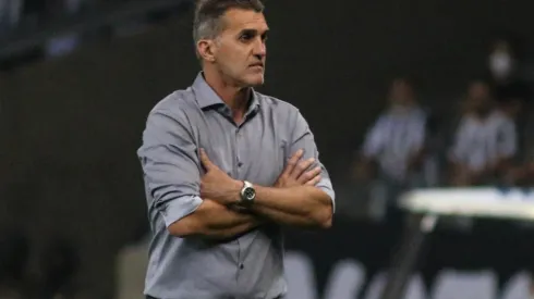 Foto: Fernando Moreno/AGIF – O técnico chegou confiante na equipe e chegou a colocar no contrato premiação caso a equipe tivesse na Libertadores em 2022
