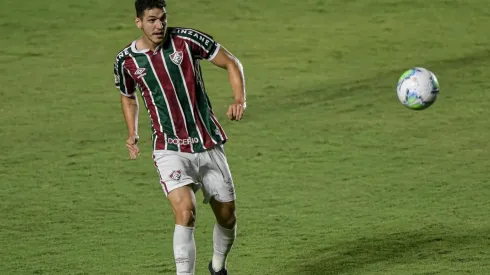 Nino relembra virada histórica do Fluminense contra o Grêmio em 2019 (Foto: Thiago Ribeiro/AGIF)

