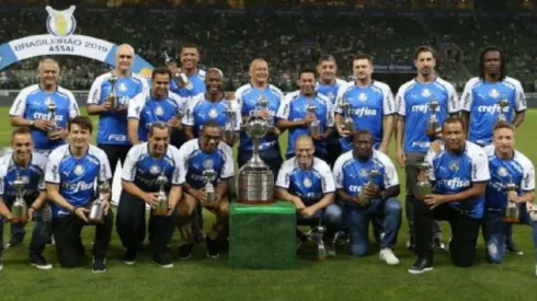 Elenco de 1999 foi homenageado pelo Palmeiras no Brasileirão 2019 (Foto: Cesar Greco/Ag. Palmeiras)
