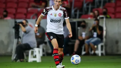 Foto: Pedro H. Tesch/AGIF | Filipe Luís se rende ao título do Palmeiras
