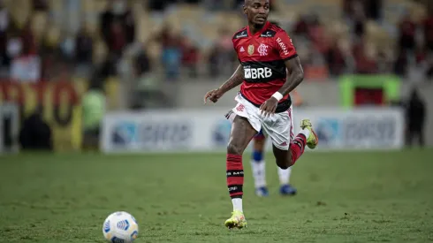 Thiago Ribeiro/AGIF – Ramon, lateral-esquerdo do Flamengo
