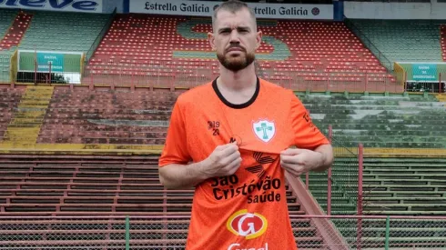 Wagner foi anunciado pela Portuguesa (Foto: Dorival Rosa/Portuguesa)
