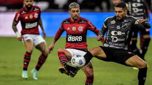 Thiago Ribeiro/AGIF – Alisson em jogo do ABC contra o Flamengo
