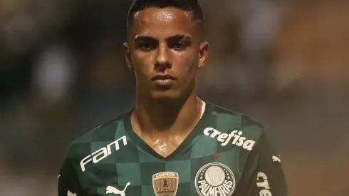 Foto: Ettore Chiereguini/AGIF – Palmeiras estaria interessado em atacante do Vélez com estilo parecido com o de Giovani
