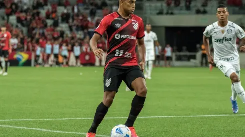 Robson Mafra/AGIF - Pedro Rocha, atacante do Athletico-PR