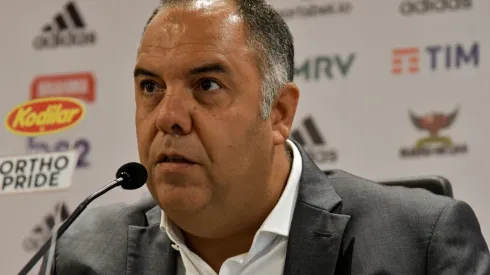 Foto: Thiago Ribeiro/AGIF - Braz é informado sobre valor de atacante do River Plate-URU