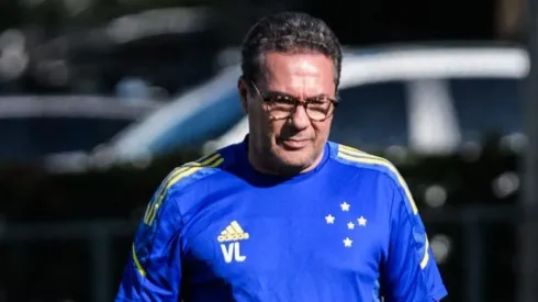 Foto: (Flickr Oficial Cruzeiro/Gustavo Aleixo/Cruzeiro) – Vanderlei Luxemburgo pode ganhar um reforço no ataque do Cruzeiro
