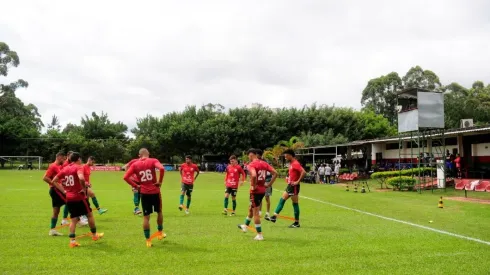 Portuguesa em preparação para jogo treino (Foto: Twitter oficial da Portuguesa)
