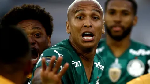 Ernesto Ryan/Getty Images – Deyverson e Luiz Adriano tem futuros incertos no Palmeiras
