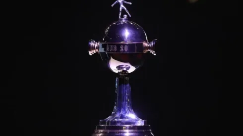 Nathalia Aguilar – Pool/Getty Images/ Gigante! Com Libertadores e Mundial, relembre os títulos internacionais da gloriosa história do Santos Futebol Clube

