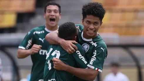 Fabio Menotti / Ag. Palmeiras – Jogadores do Palmeiras festejando gol
