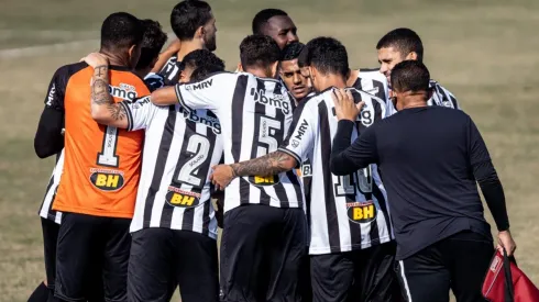 Foto: Divulgação site oficial Atlético Mineiro – Jogadores da base atleticana em campo

