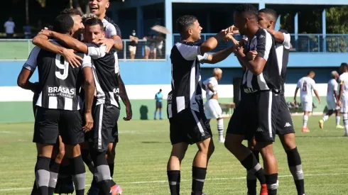 Vítor Silva/ BFR – Meninos da base do Botafogo
