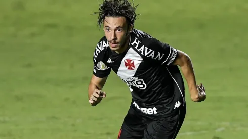 Foto: Thiago Ribeiro/AGIF – Caio Lopes não terá contrato renovado e deixa o Gigante da Colina neste início de janeiro
