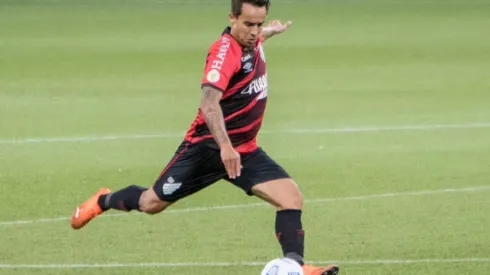 Robson Mafra/AGIF – Jadson, em jogo do Brasileirão
