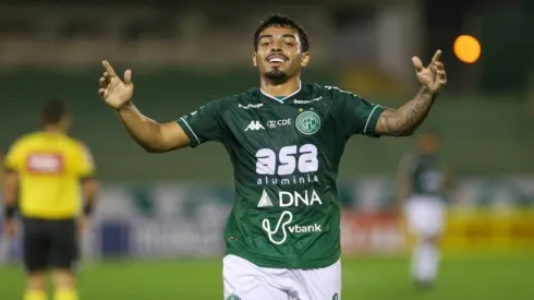 Thomaz Marostegan/Guarani FC – Matheus Bidu, lateral-esquerdo do Guarani

