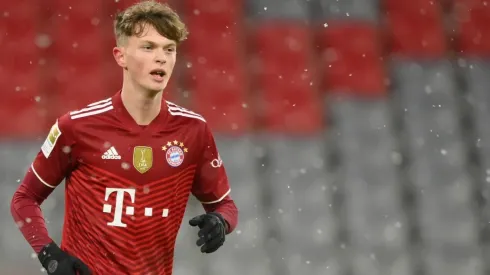 Sebastian Widmann/Getty Images – Jogador mais jovem da história do Bayern a entrar em campo pela Bundesliga
