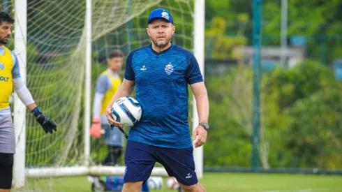 Augusto Oliveira/CSA - Mozart, técnico do CSA