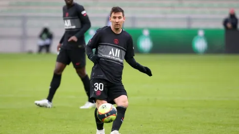 Messi voltou à ação após um mês parado