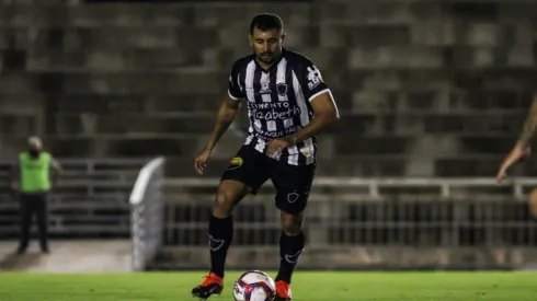 Guilherme Drovas / Botafogo-PB – Daniel Felipe, zagueiro do Remo
